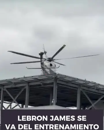 LeBron James saliendo del entrenamiento de Philadelphia en helicóptero es otra cosa 🚁🤣