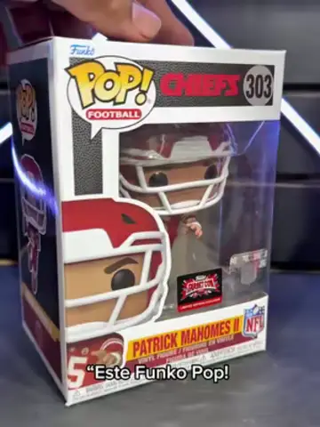 Si eres fan de Patrick Mahomes, la NFL y los Kansas City Chiefs, este Funko Pop merece un lugar en tu colección. 😏 Porque seamos honestos… 